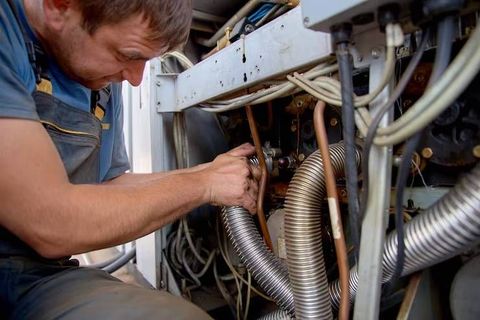 Hydraulic Hose Replacement Basics for Better Hydraulic System Reliability