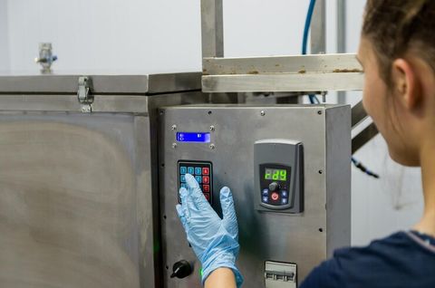 The ultimate guide to glove box cooling