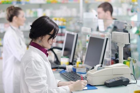 Automated Pharmacy Dispensing System Software: Explore Workflow Automation